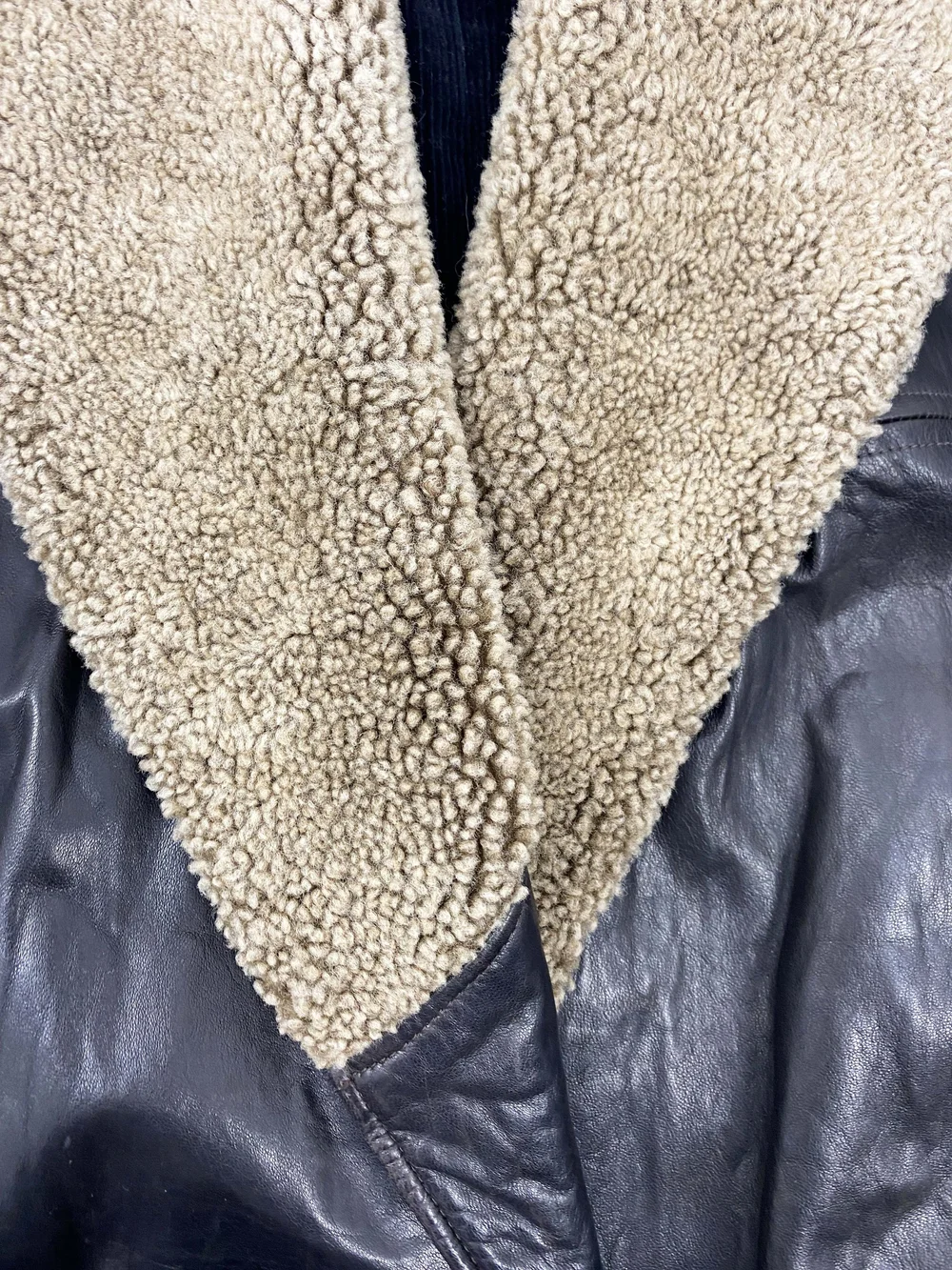 DKNY 90s shearling collar leather coat — JAMES VELORIA